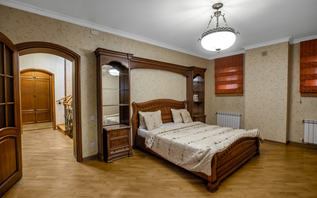 Shur Duplex Villa In Old City, Villa