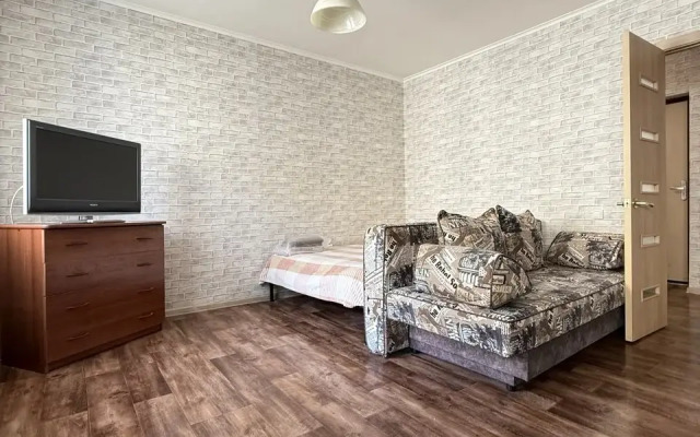 Na Karaulnoy Flat