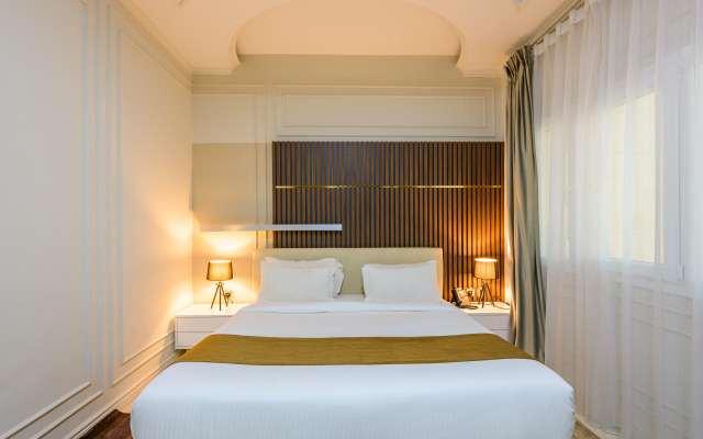 Abraj INN Royal Hotel