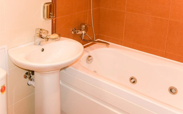 Апартаменты Никитинская 21-70