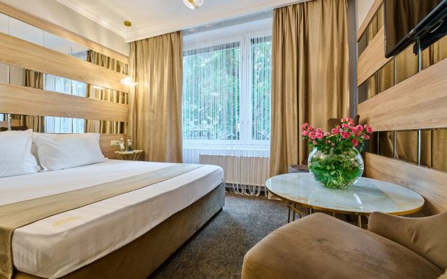 Sova Kotelniki Hotel