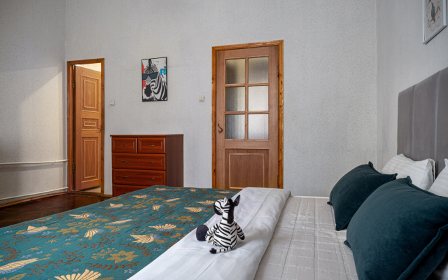 Point U Piter Apartments on Chernyshevskaya