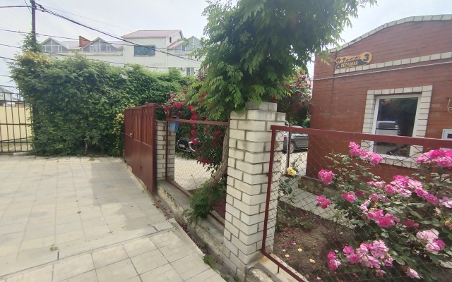 Peschanaya living quarters