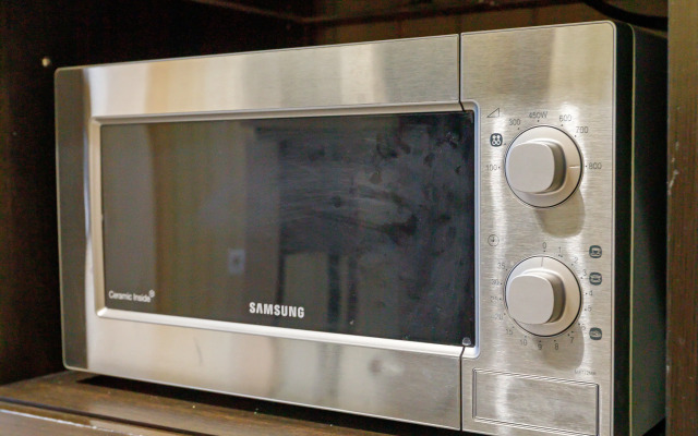 Апартаменты на Революционной 4