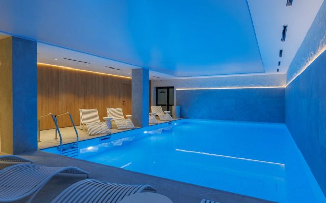 Отель Dombay Winter Hall