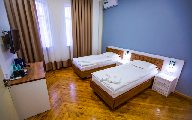 Art Eco Hotel