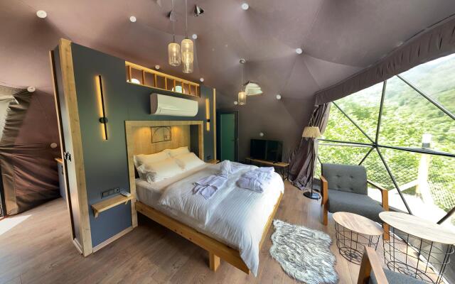 Kaledome orman evleri Glamping