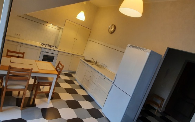 Апартаменты с Дизайнерским ремонтом на Карла Либкнехта