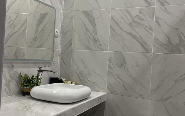 Квартира Апартаменты LOYAL'Ь Карла Маркса 66