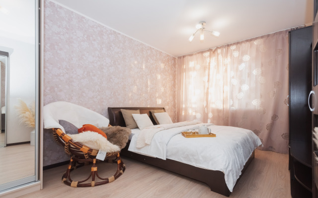 Квартира ApartHause у Южного Автовокзала и ТРЦ Мегаполис