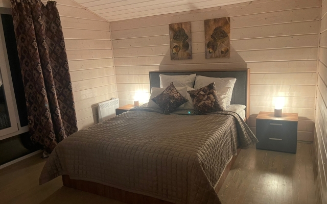 Lunny Chalet
