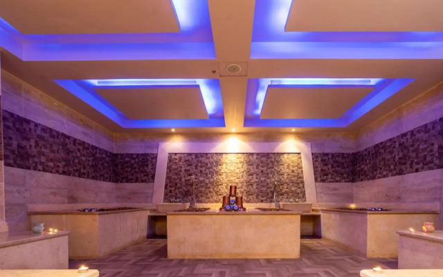 El Karma Aqua Beach Resort