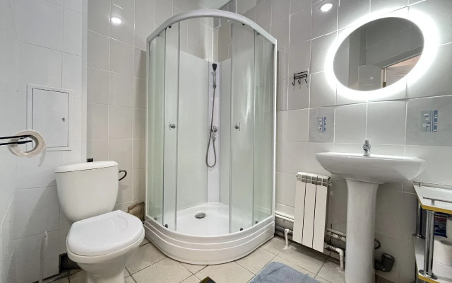 Апартаменты студия NHome Изумрудный город