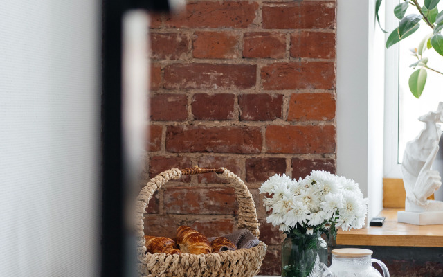 Апартаменты ApartH с видом на город и камином