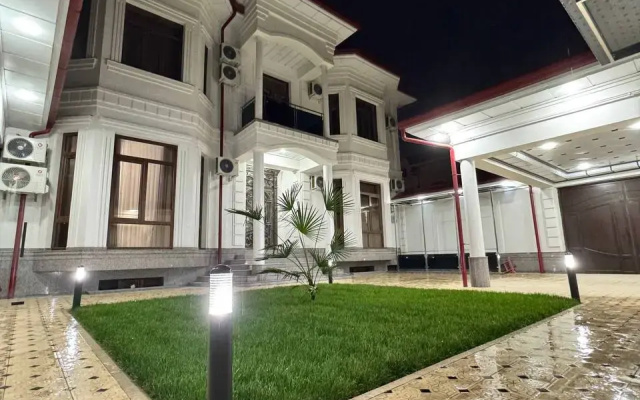 Отель Emirate Plaza