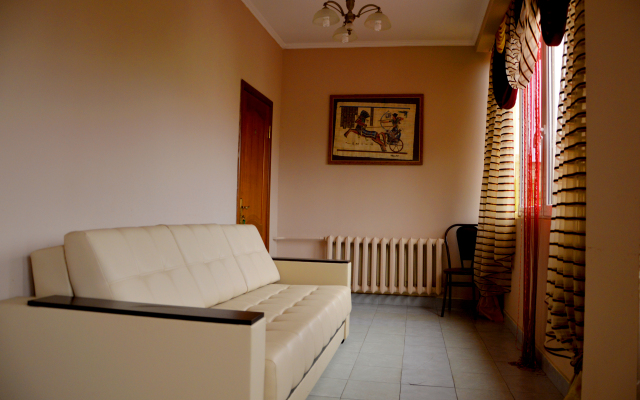 Tsentral Mini hotel