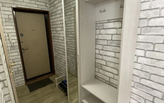 Na Prospekte 50 Let Oktyabrya 22 Flat