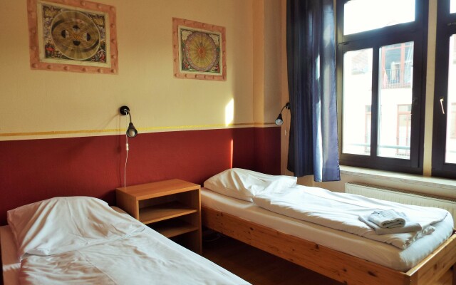 Hostel Mondpalast