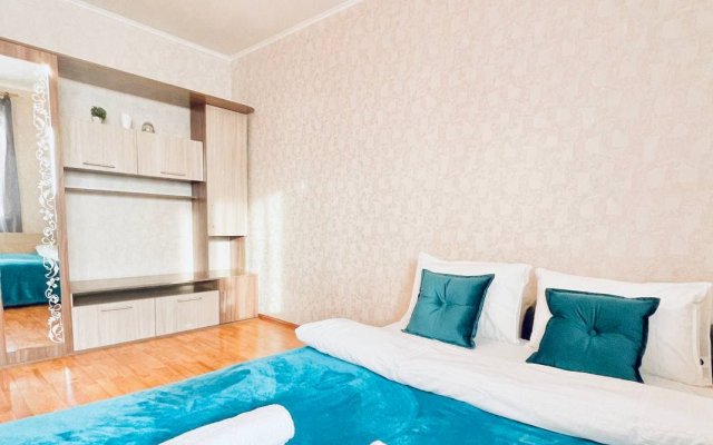 MAXI Na Kolhoznoy 20 Apartments