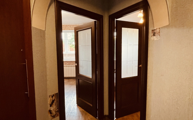 Uyutnaya Odnushka Okolo Vody I Parka Flat