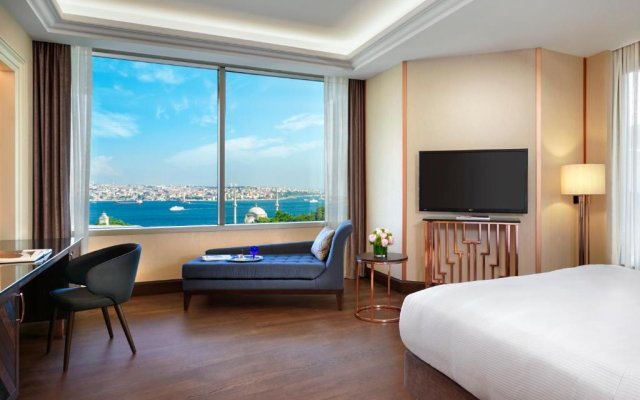 Hotel The Ritz-Carlton, Istanbul.