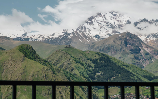 Residence Kazbegi Hotel