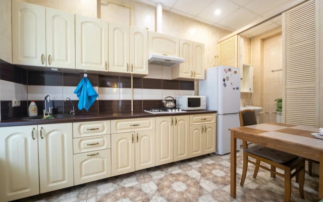 Квартира на пр-те Добролюбова 7/2 В