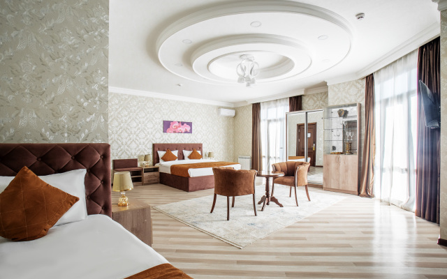 Manifa Hotel