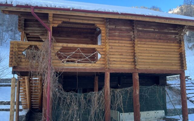 База отдыха ЭКО отель в горах Алтая "Альпийское Эхо"