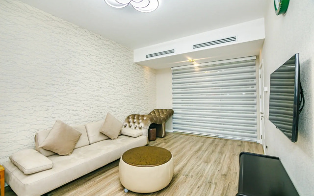 Sea View VIP on Sabah Residence Apartments