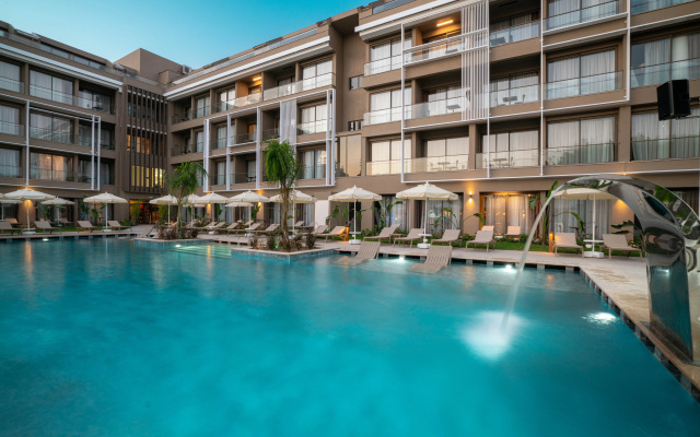 Prive Suite Side & Spa Hotel (Adult Only 16+)