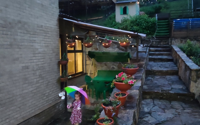 Radevichi Guest House