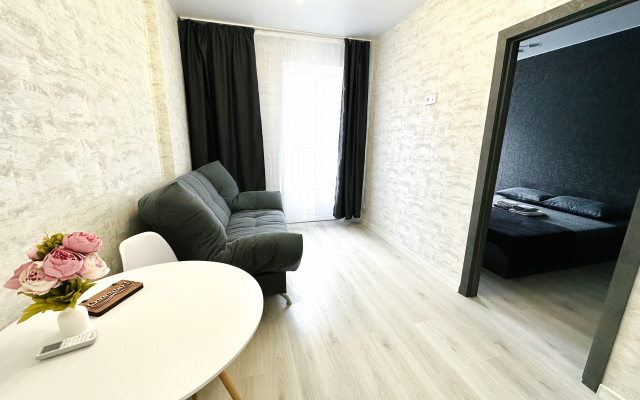 Vershina V Novom Zhk Klever 2.0 Na 13 Etazhe Apartments