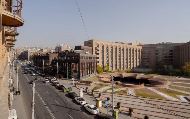 Keygo #0201 ryadom s Natsionalnoy Galereey Apartments