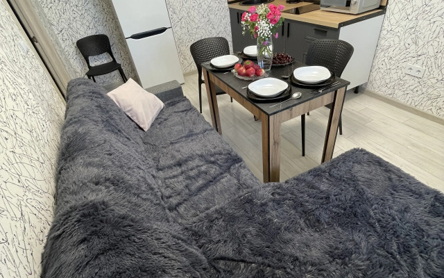 Dvukhkomnatnaya v Rayone Mikrokhirurgii Glaza Flat
