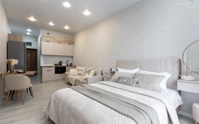 S Balkonom I Vidom Na Lesopark Alleya 326 Flat