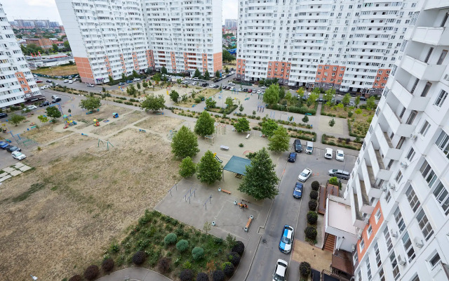 Квартира с Балконом на Котлярова 20