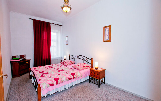 Feelathome Apartments on Nevsky