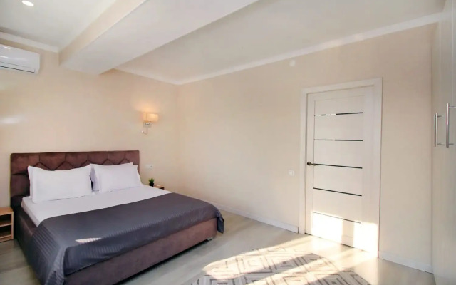 Апартаменты Шевченко 85