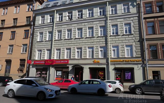 Studiya nedaleko ot Avrory Flat