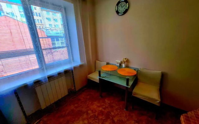 Uyutnaya kvartira v tsentre goroda Flat