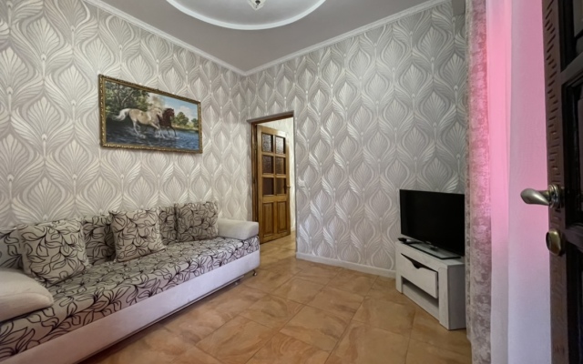 Zamok na Zhemchuzhnoy Guest House