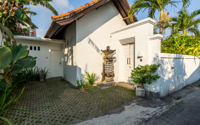 Jungle Amaranth Canggu – Exclusive 3BR Retreat with Pool, Modern Amenities and Top Location Villa
