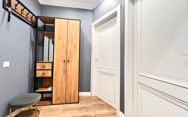 V Prekrasnom Zhk Levoberezhye Flat
