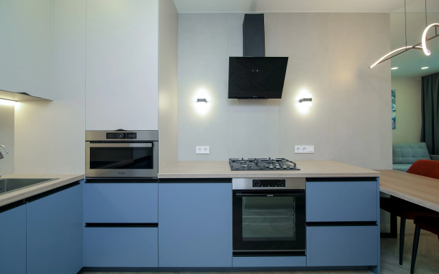 Yevrodvukhkomnatnaya S Sovremennym Remontom Flat