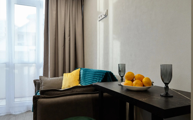 V Zhk Rezident s Balkonom Apartment