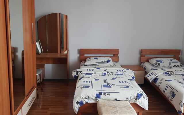 Na Zayachyey Polyane Guest house