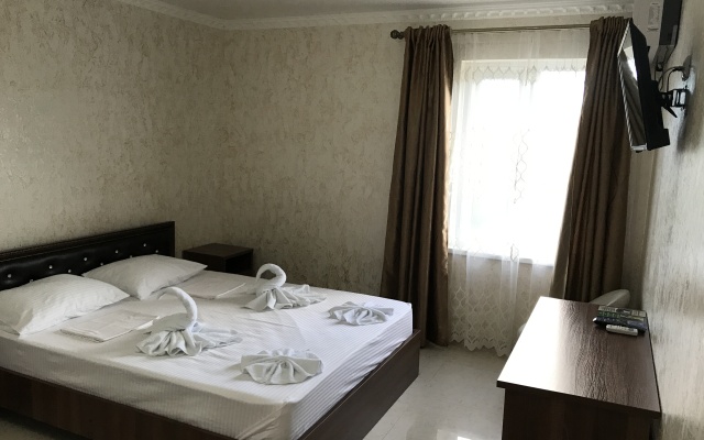 Parus Hotel