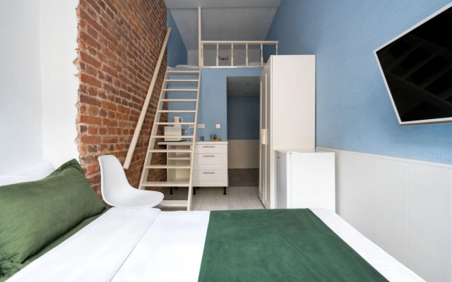 Квартира New Horizon Есения традиционный петербургский интерьер у канала Грибоедова