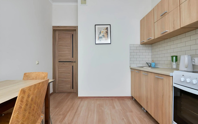 Uyutnaya dvukhkomnatnaya nedaleko ot parka Galitskogo Flat